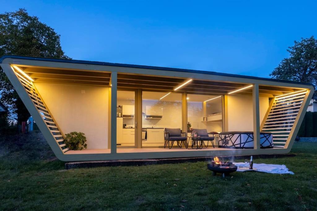 Holiday House Hona Lux Velike Lasce ภายนอก รูปภาพ